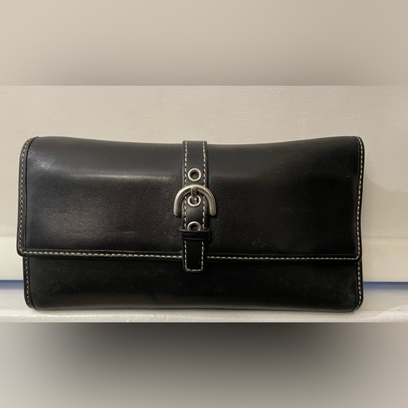 Coach wallet - Picture 1 of 8